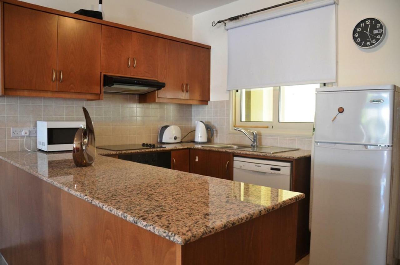 Ground Floor One Bedroom Apartment B2, 3 Pools, Free Wifi Pegeia Eksteriør billede